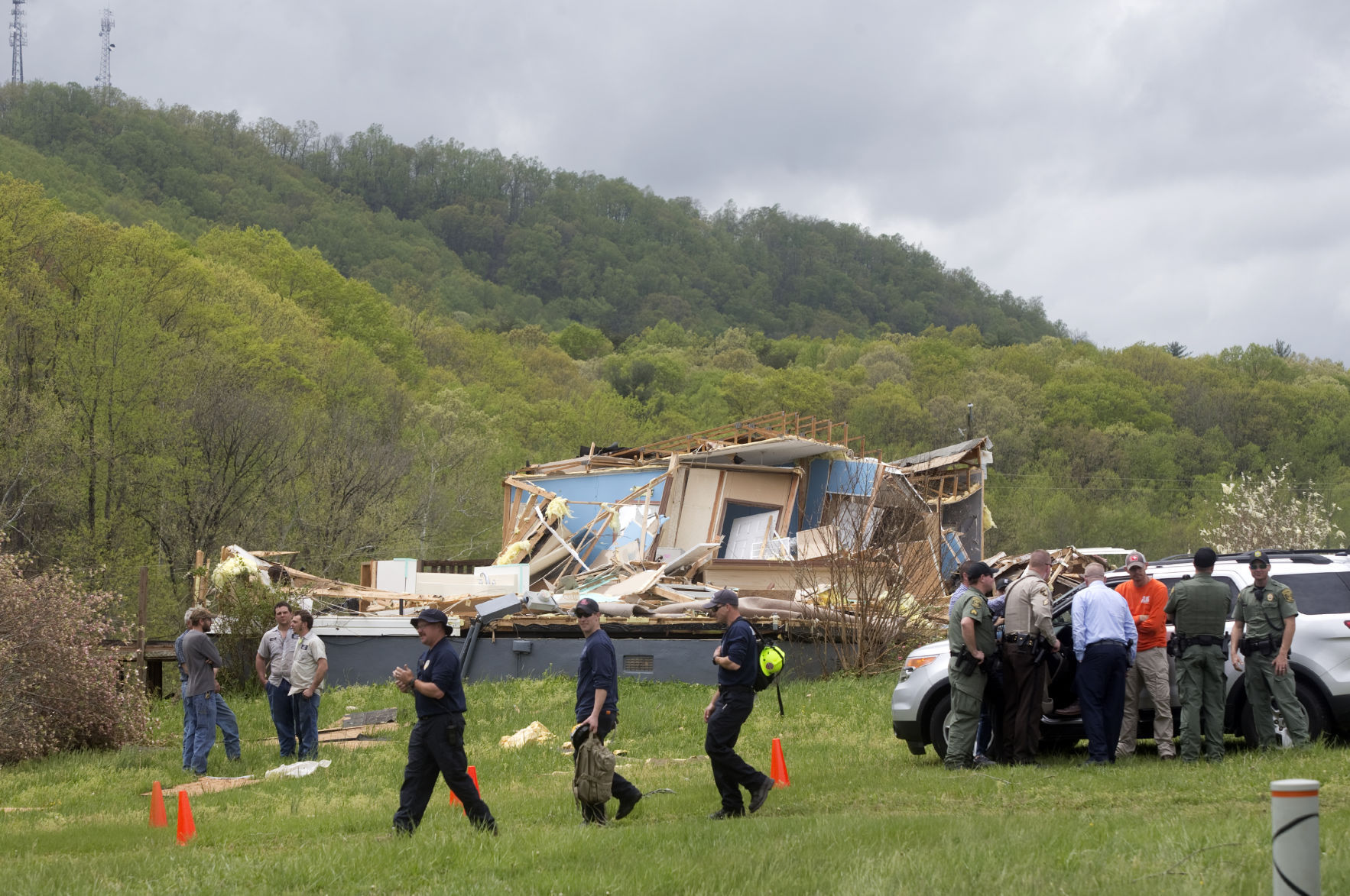 hr tornado 041919 p14